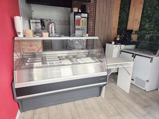 Trasp�s Local Comercial  Carrer dels tallers. Local en traspaso plaza universidad excelente zona.