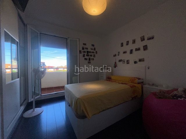 Foto a90dbeb1-f458-4f39-b88f-7b7fd0916ced. Pis amb aparcament piscina a Almayate Bajo