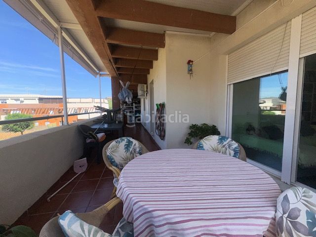Foto f219939f-8f71-4ec7-b367-2e2cf216ca32. Pis amb aparcament piscina a Almayate Bajo