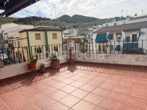 Foto 720d971b-bc3e-42a3-a40f-a3e207f6fe6c. Casa a Doña Mencía