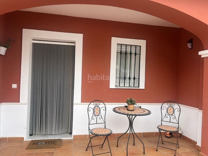 Foto 22fb099a-fc23-42eb-b3e2-b387a2dfe34e. Casa adossada amb aparcament piscina a Viña Málaga Torre del Mar