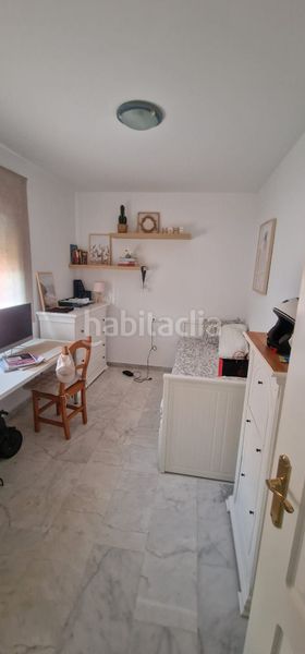 Foto 84c69812-84ec-4e90-9535-a655cf0d6e5f. Casa adossada amb aparcament piscina a Viña Málaga Torre del Mar