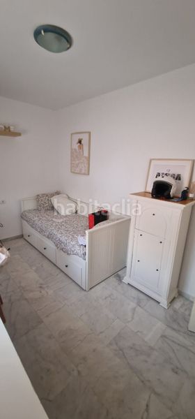 Foto 9c2f0ce9-8b3a-42b9-8521-97e407684f27. Casa adossada amb aparcament piscina a Viña Málaga Torre del Mar