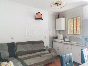Foto 6d4f9977-cc33-44b0-8761-8549bf8b3acd. Casa adossada a Periana