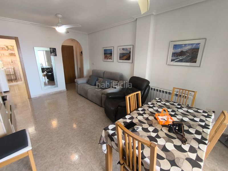Foto 49c739ba-87a4-4184-b39f-134f5026170c. Apartamento descubre este acogedor apartamento situado en la exclusiva zona de Veneziola golf, la manga, una ubicaciãn privilegiada para disfr en Manga del Mar Menor (La)