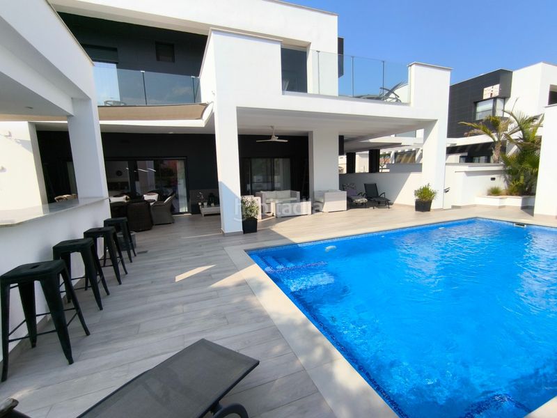 Foto f9c596e1-4522-48a0-8341-84ce7d9e98eb. Xalet amb aparcament piscina a Mar Menor golf Torre - Pacheco