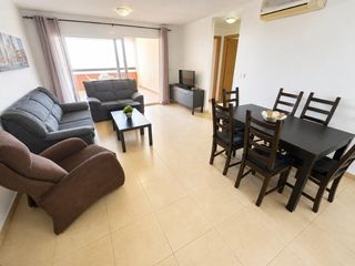 Apartament a Mar Menor golf. Descubre este fantãstico ãtico de 2 dormitorios y 1 baão, situad