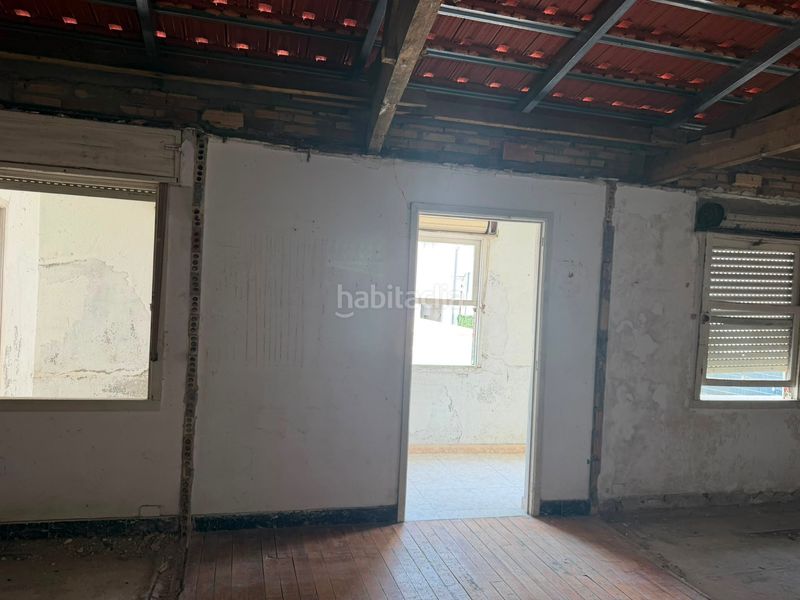 Foto 3e5f5d7e-e689-4795-bb26-32a3e9148275. Casa amb calefacció aparcament a Teis Vigo