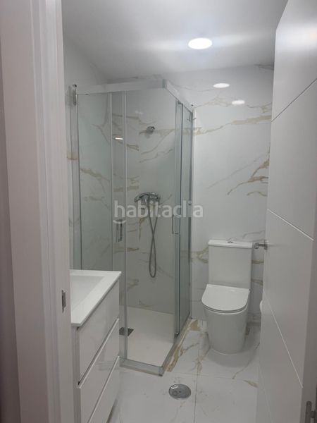 Foto 7bf1596d-8798-47c9-bc57-f77876b9fde4. Casa amb calefacció aparcament a Teis Vigo