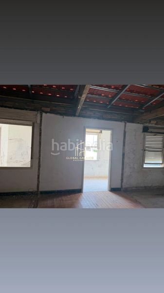 Foto c9ab390d-a8e4-4305-8ac6-57238a2e48aa. Casa amb calefacció aparcament a Teis Vigo