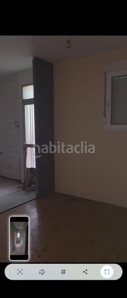 Foto 4f9b45df-b036-424a-8fbe-9cefd396dae4. Casa amb aparcament a Lavadores Vigo