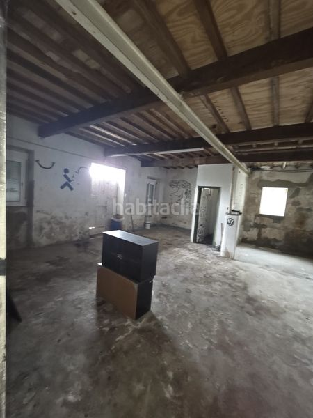 Foto 6244dd41-e38e-4c23-ad69-294a8dc5d115. Casa amb aparcament a Lavadores Vigo