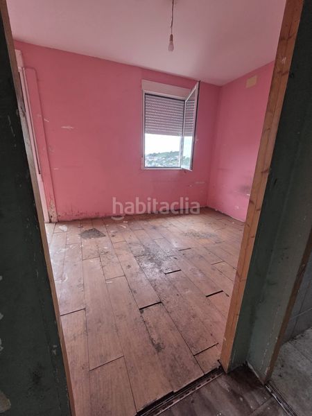 Foto e1684378-30fe-4c4a-b273-6f568b9b7f1a. Casa amb aparcament a Lavadores Vigo