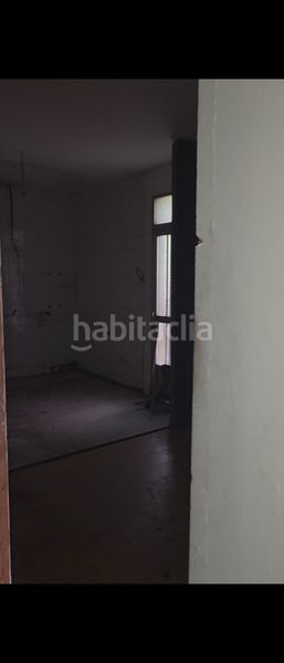 Foto edcb729c-259d-42a4-91be-21b38fbe6066. Casa amb aparcament a Lavadores Vigo