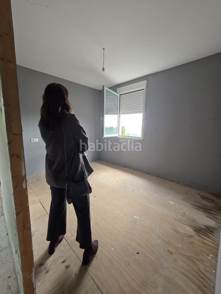 Foto ef80aecf-d9ff-4b4a-bbb6-03fa73baf425. Casa amb aparcament a Lavadores Vigo