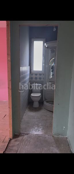 Foto f80fb5c6-510a-44e1-a3ef-45aa30a6739f. Casa amb aparcament a Lavadores Vigo