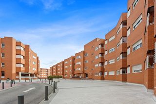 Rent Flat  Paseo de las artes 28