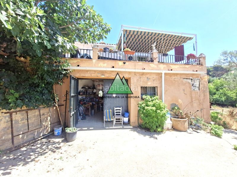 Foto a346aa5f-4648-40d6-8e00-1d5c60365d26. Casa amb aparcament a Alcaucín