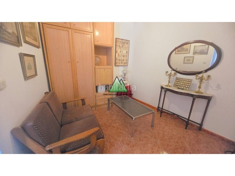 Foto 6aacc425-27b0-41c4-95fd-0ea7324e685a. Casa adossada a Alfarnate
