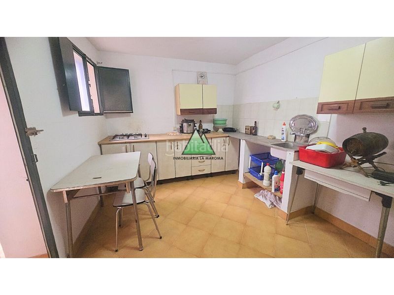 Foto 76afc54a-9157-49b0-b592-400b33e7578e. Casa adossada a Alfarnate