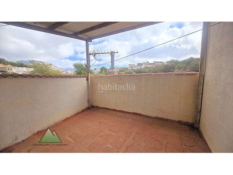 Foto 78b2f8c5-d11e-4352-bf58-ce91a7918967. Casa adossada a Alfarnate