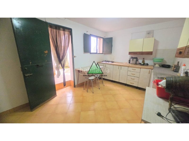 Foto b69ce971-c5e9-4aa0-97a5-880e18ab1219. Casa adossada a Alfarnate