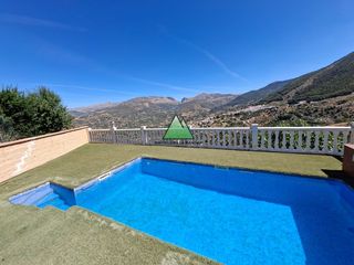 Chalet  Calle nueva. Descrube las vistas de este magnifico chalet