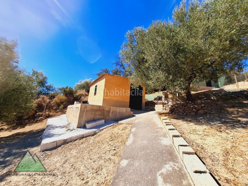 Foto 52e3e08d-b3d3-464a-ae0f-dea3e4b2d010. Xalet amb piscina a Alcaucín