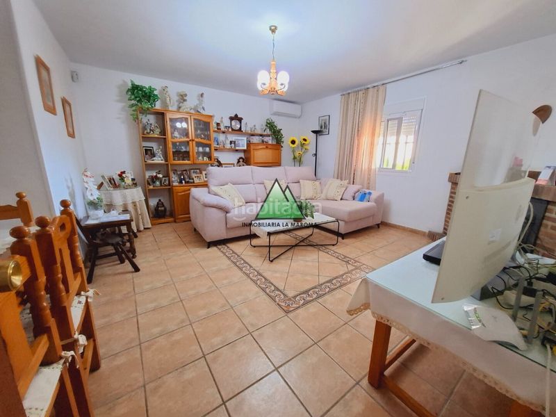 Foto d1f24749-8615-4154-acaa-e82d228d9313. Chalet exclusivo chalet!!! en Alcaucín