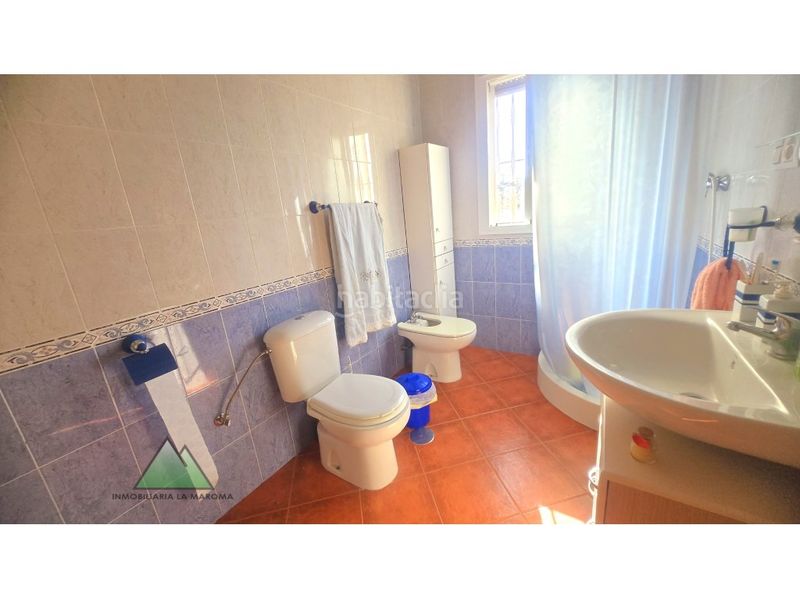 Foto 06c37bed-0b7f-409d-a580-36e508da7adb. Casa amb aparcament a Alcaucín