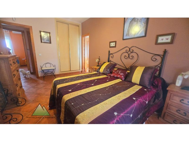 Foto 5b9ef8f3-4325-42e3-9e3d-4394f728de0c. Casa amb aparcament a Alcaucín