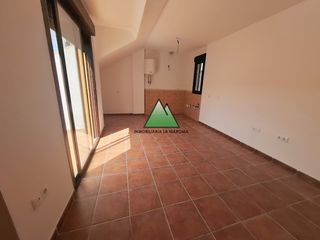 Apartament  Calle nueva. Apartamento abuhardillado