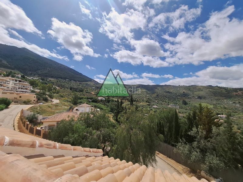 Foto f26d9dd5-aec9-4575-acb2-bb0044043665. Apartament a Alcaucín