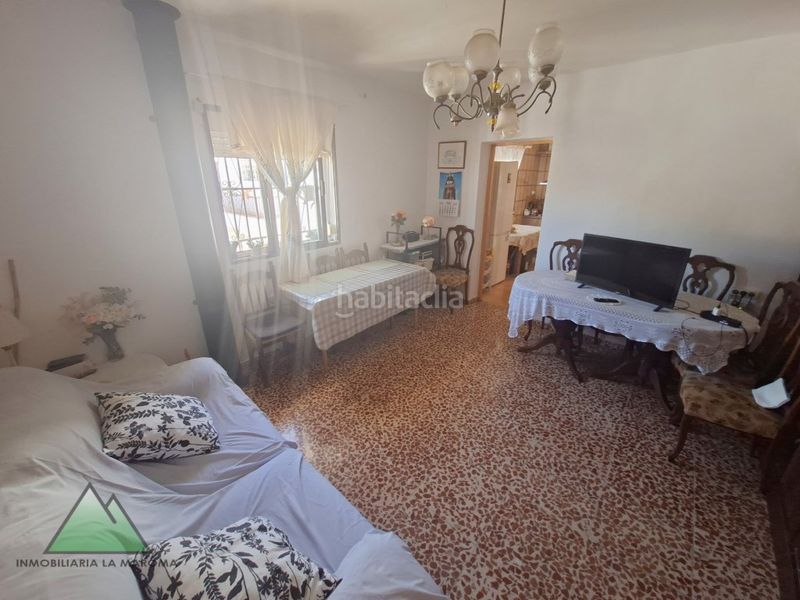 Foto bc0b6c0e-2281-47d9-9311-de14d74d73c1. Casa a Alcaucín