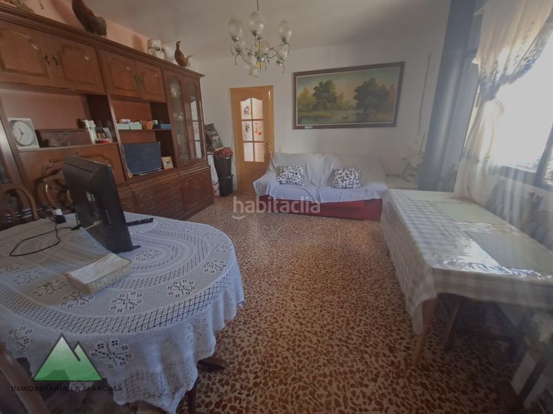 Foto c28214d2-707e-4d7e-9b44-3f2be838b98a. Casa a Alcaucín