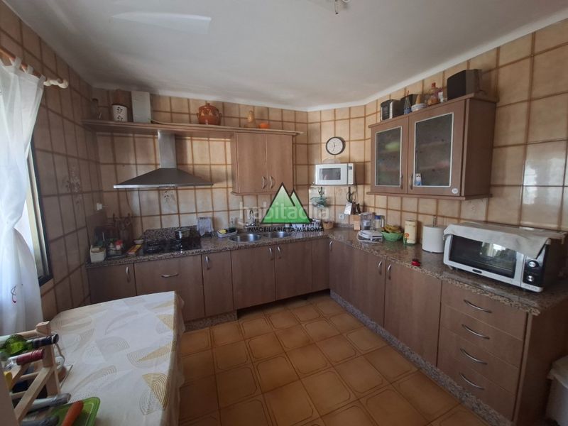 Foto d943e29f-3464-4c5a-b2f7-eb73ebd2e1a4. Casa  doble en alcaucin en Alcaucín