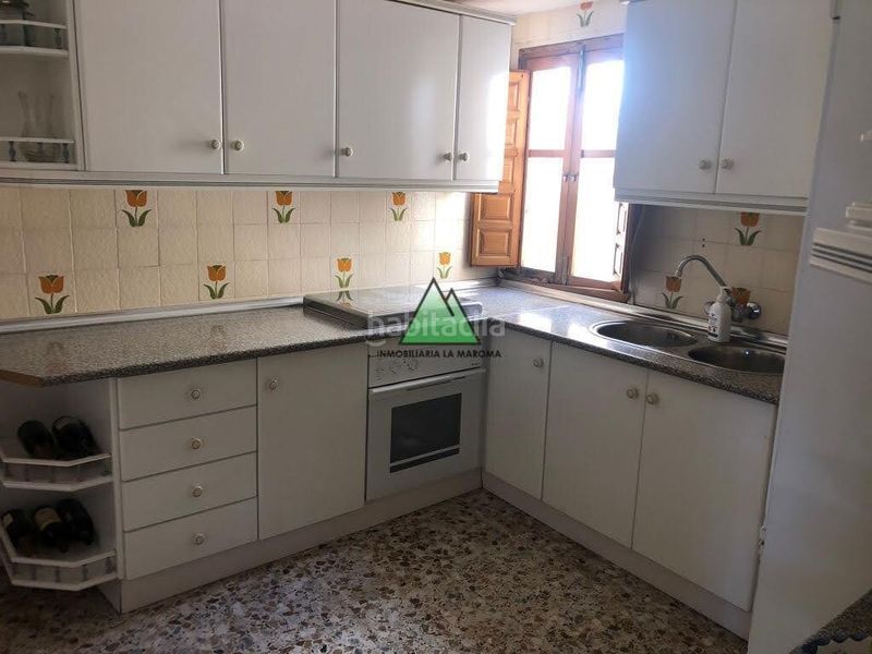 Foto e5efcca8-adc9-4270-add9-55813ec66544. Casa a Periana