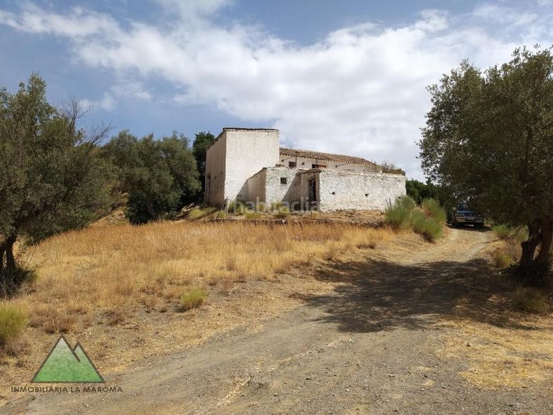 Foto 05ef2710-7923-4a6d-af27-4a9751f3b050. Masia a Canillas de Aceituno