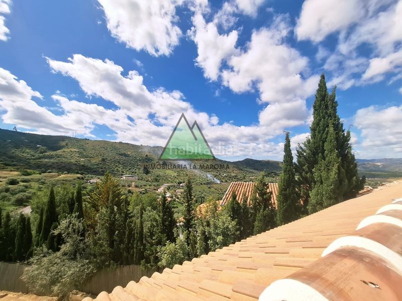 Foto fb3b9888-8f46-4732-90c6-5d332dafbdb7. Apartament amb aparcament a Alcaucín