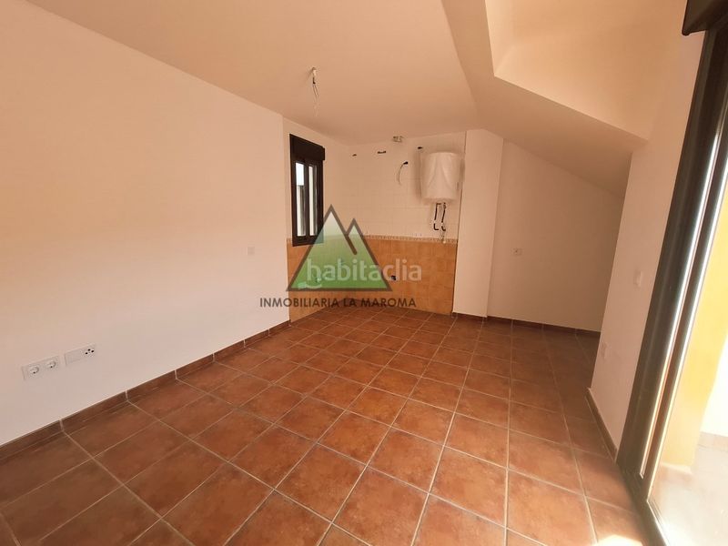 Foto fd653b38-521b-4c49-bc1d-5238ac041dd7. Apartament amb aparcament a Alcaucín