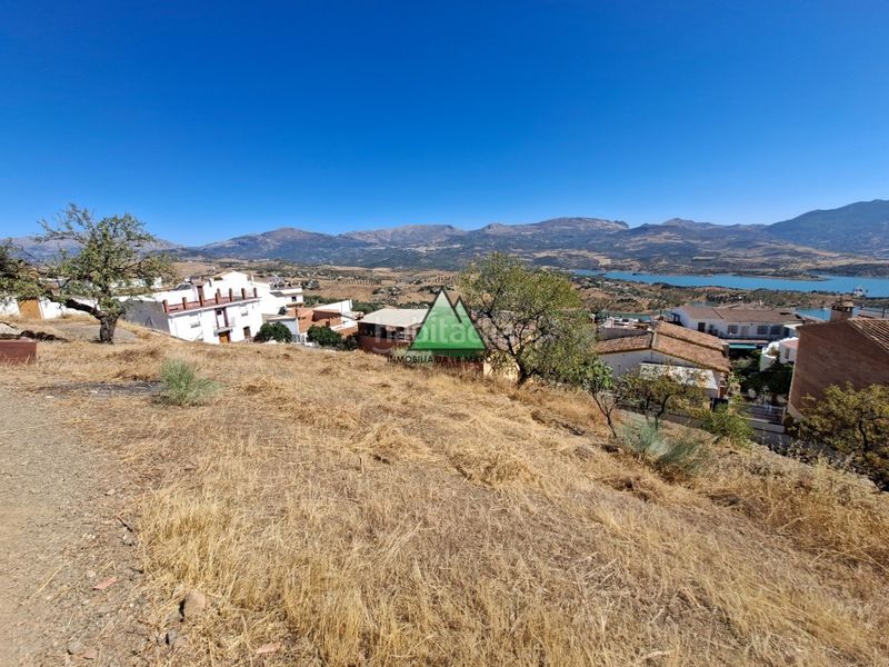 Foto afdc4402-aaae-4a9b-b604-d269ce31121a. Terreny residencial a Viñuela