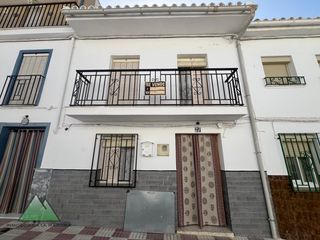 House  Calle iglesia. Casa de pueblo con encanto, en villanueva de tapia