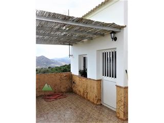Casa  Calle pablo picasso. Casa en periana con vistas al pantano de la viñuela