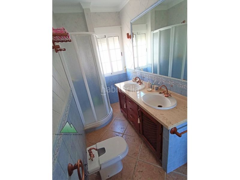 Foto dc5d2a65-f89c-4154-8ccb-9aae5cb747c1. Casa amb aparcament a Periana