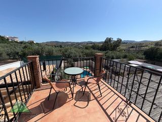 Chalet  Urbanizacion cruce don manuel. Chalet en el puente don manuel