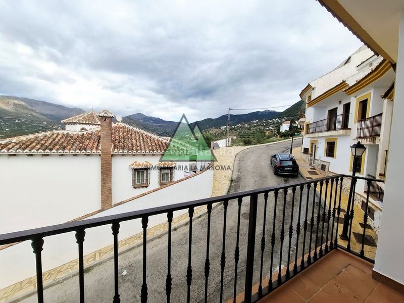 Foto cab7769d-4e25-4eef-bce7-b3e073a11df0. Apartament amb aparcament piscina a Alcaucín