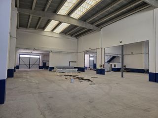 Miete Fabrikhalle in Ontígola. Magnífica nave industrial y logística en el p. i. de ontígola de