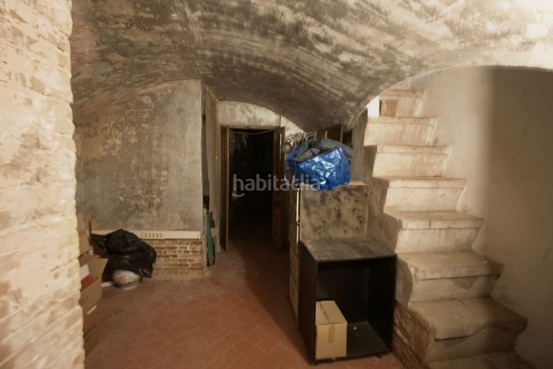 Foto 4e5afe3a-2bb1-42e3-8cb3-dfa81eee5b52. Local comercial a Gòtic Barcelona