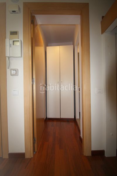 Foto e3e1b03c-d9c6-43dc-8678-bca317c32f32. Estudi amb calefacció a St. Pere - Sta. Caterina - El Born Barcelona