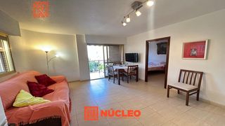 Appartamento  Calle trafalgar. ¡a escasos metros de la playa! piso con vistas al mar y garaje e